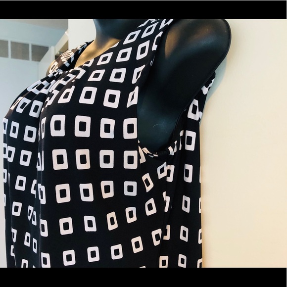 ** Goodwill Sale**Calvin Klein Shirt Size M - Picture 2 of 7